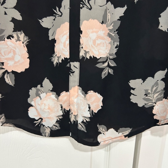 candies Xlarge black shirt. - Picture 4 of 7